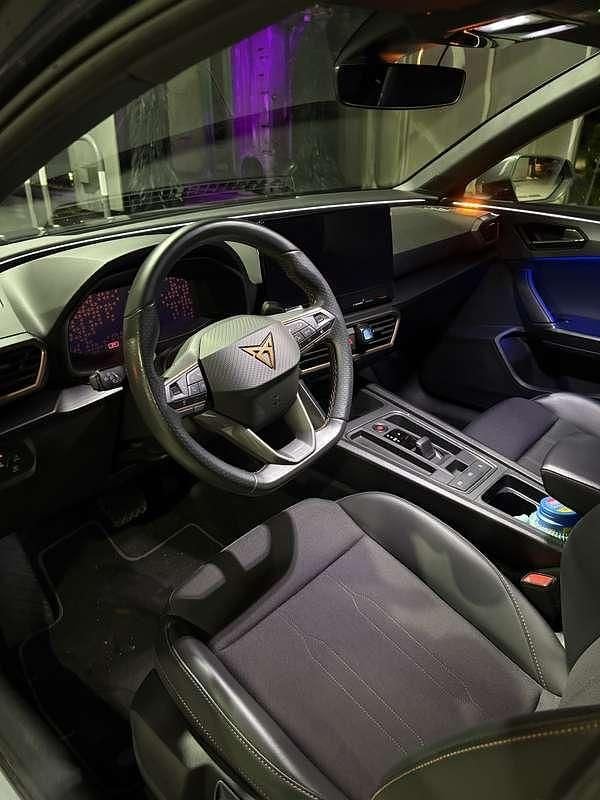 Usata Cupra Leon 150 CV (110 kW) 2023 Berlina