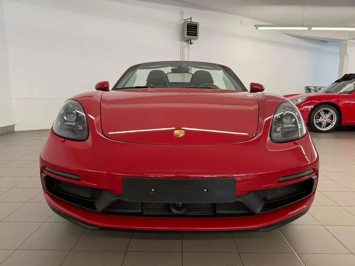 Usata Porsche 718 400 CV (294 kW) 2022 Rosso Cabrio