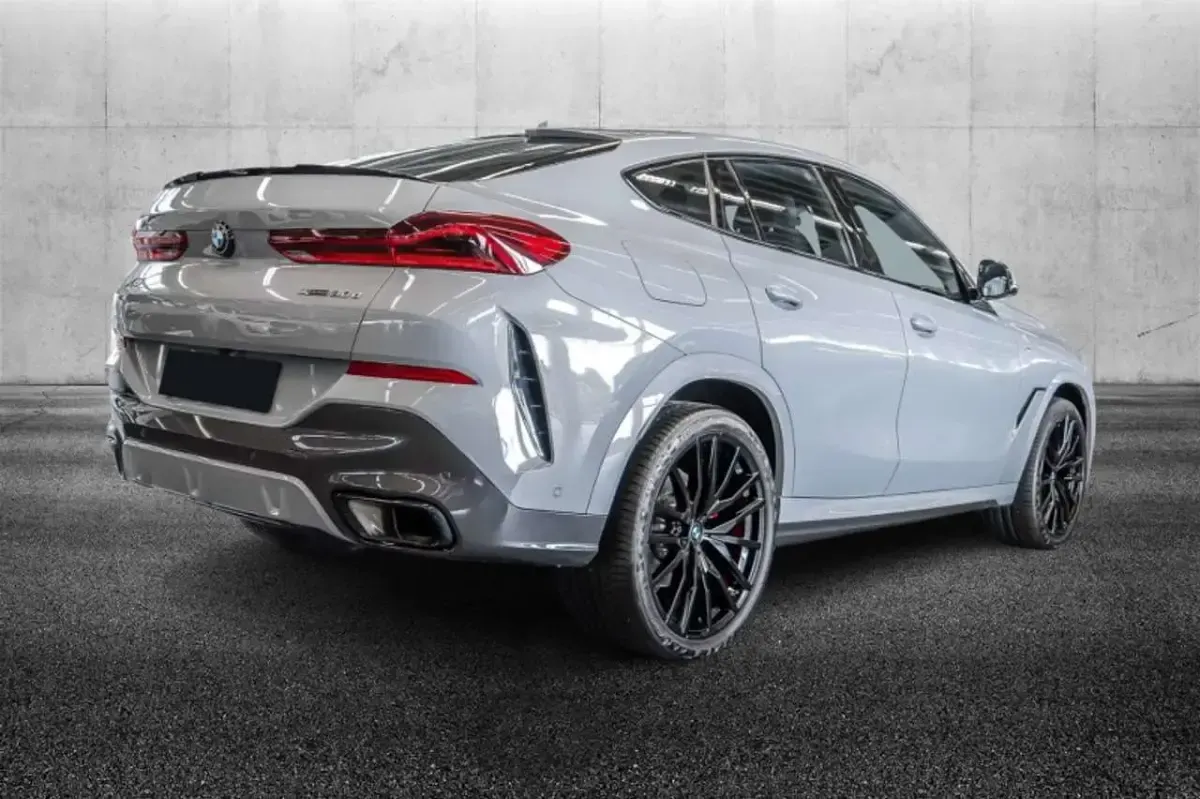 Usata BMW X6 M Sport 298 CV (219 kW) 2025 Grigio SUV