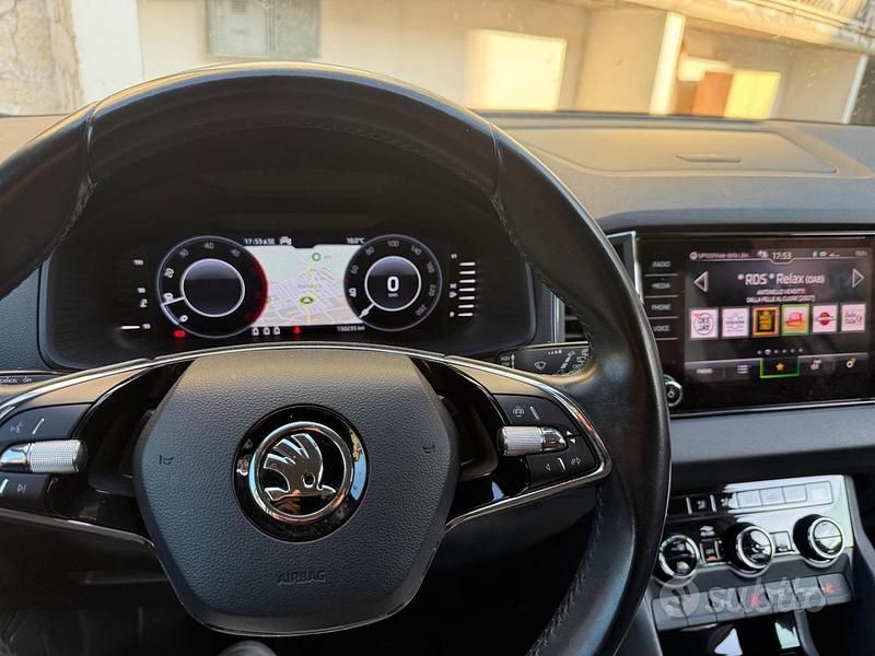 Usata Skoda Karoq 115 CV (84 kW) 2023 Bianco SUV