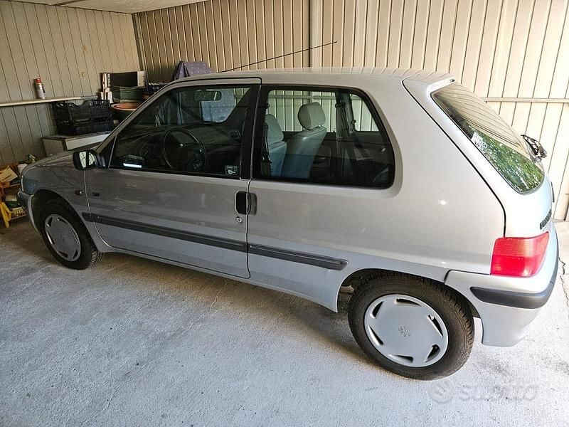 Usata Peugeot 106 1998 Grigio Utilitaria