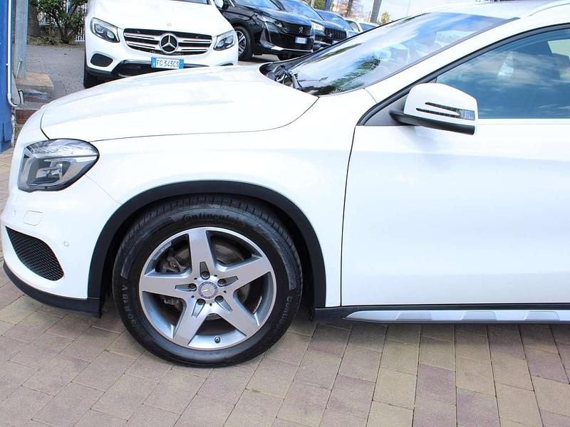 Usata Mercedes GLA220 Premium 177 CV (130 kW) 2016 Bianco SUV