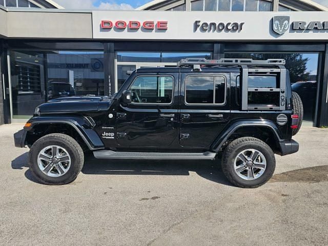 Usata Jeep Wrangler Unlimited Sahara 200 CV (147 kW) 2020 Nero pastello SUV