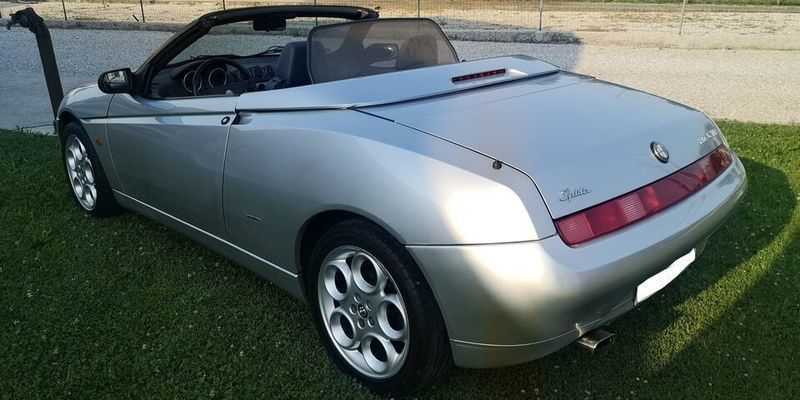 Alfa romeo gtv spider