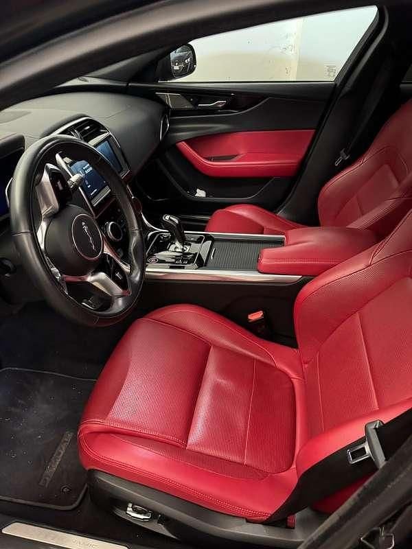 Usata Jaguar XE R-Dynamic 204 CV (150 kW) 2021 Nero Berlina