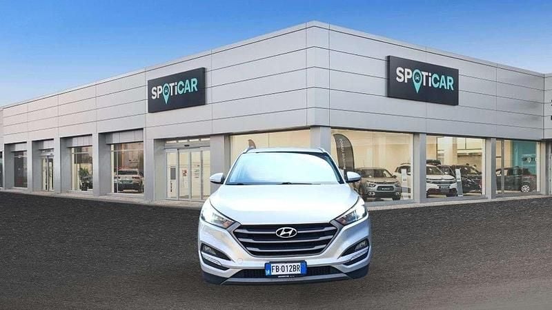 Usata Hyundai Tucson Comfort 136 CV (100 kW) 2015 Argento metallizzato SUV