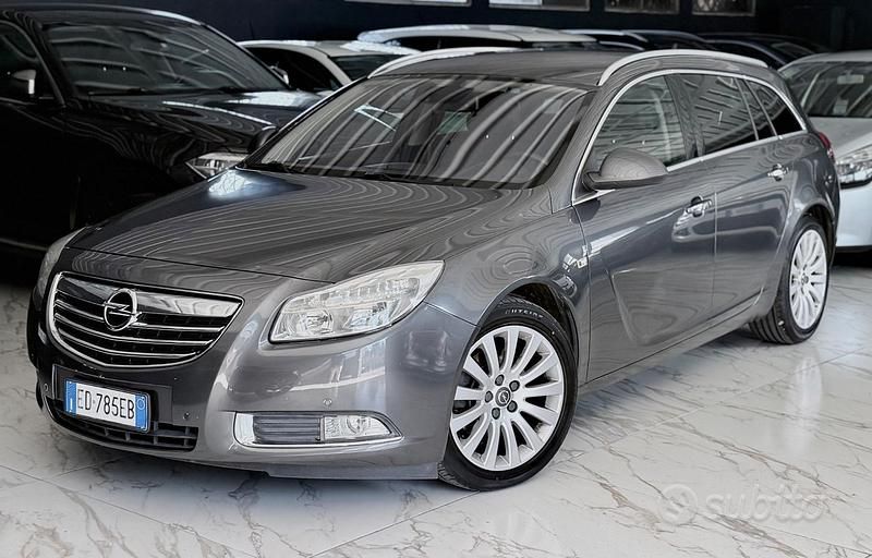 Usata Opel Insignia Cosmo 160 CV (117 kW) 2010 Grigio Station wagon