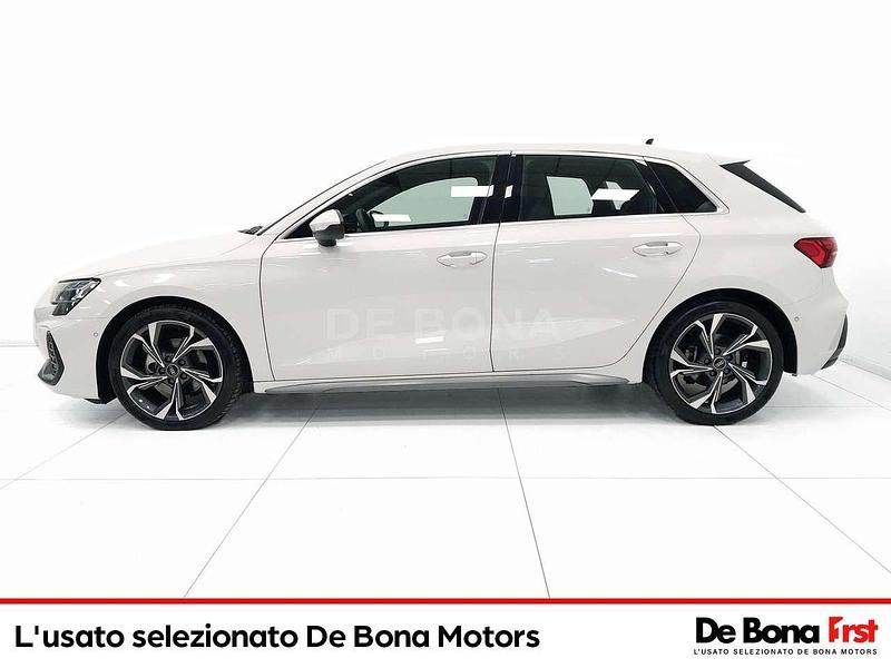 Usata Audi A3 S-Line 150 CV (110 kW) 2024 Bianco Berlina
