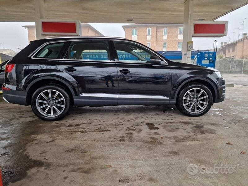 Usata Audi Q7 Business Plus 286 CV (210 kW) 2015 Nero SUV