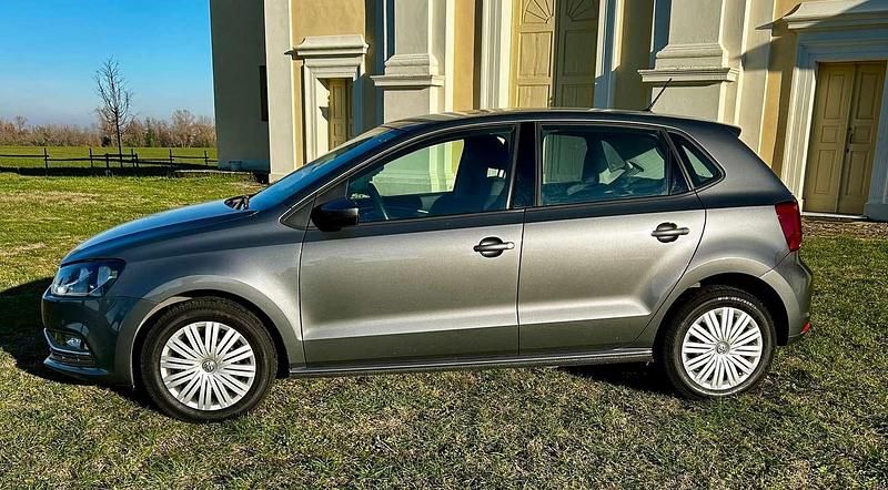 Usata VW Polo Comfortline 75 CV (55 kW) 2017 Berlina