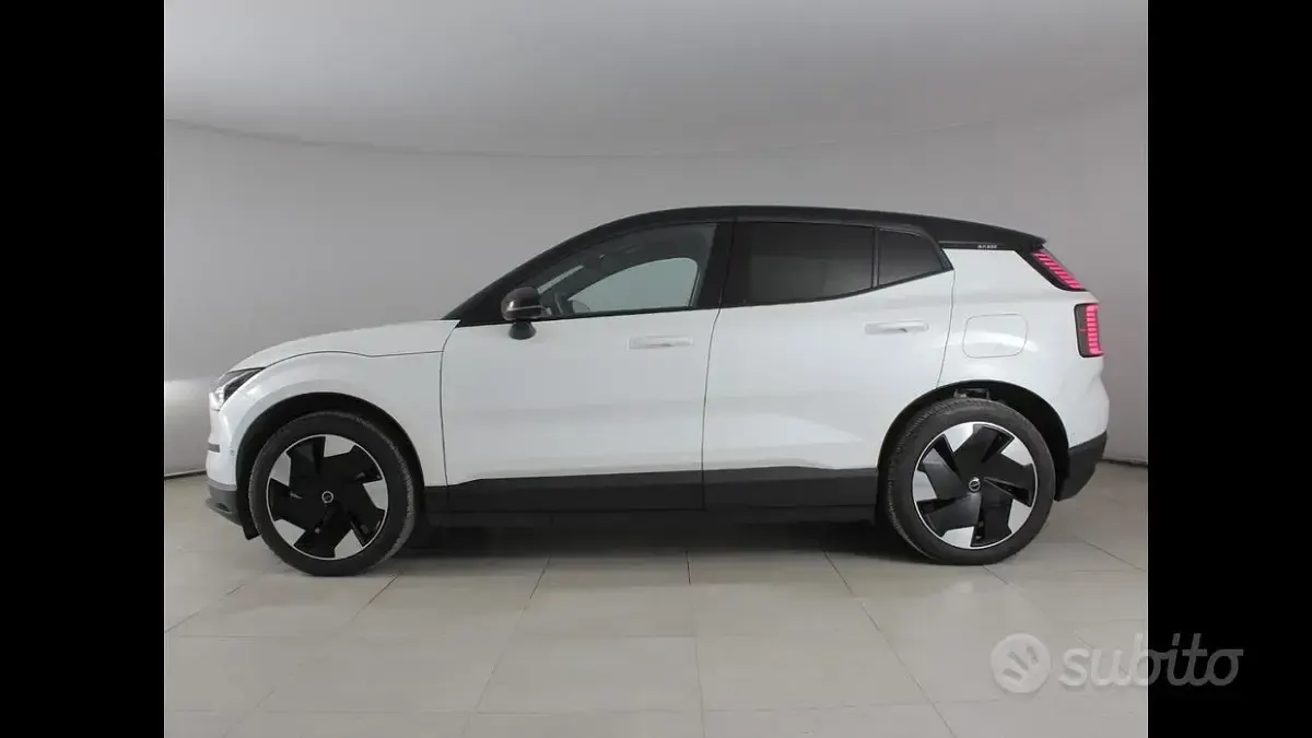 Usata Volvo EX30 Ultra 200 kW (272 CV) 2023 Bianco SUV