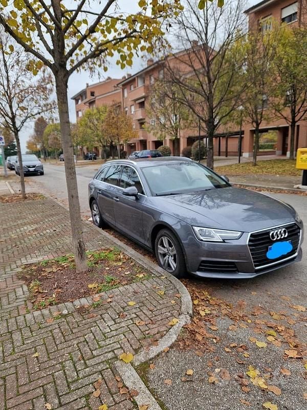 Usata Audi A4 Business 150 CV (110 kW) 2017 Grigio Station wagon