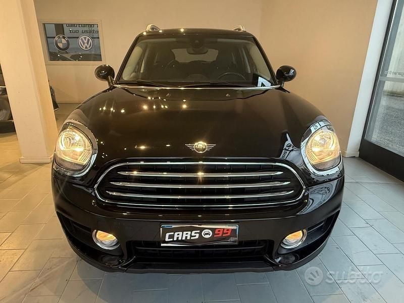 Usata Mini One D Countryman Business 116 CV (85 kW) 2019 Nero SUV