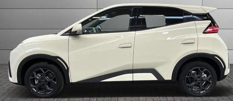 Nuova BYD Dolphin Surf Comfort 115 kW (157 CV) 2026 Apricity white Utilitaria