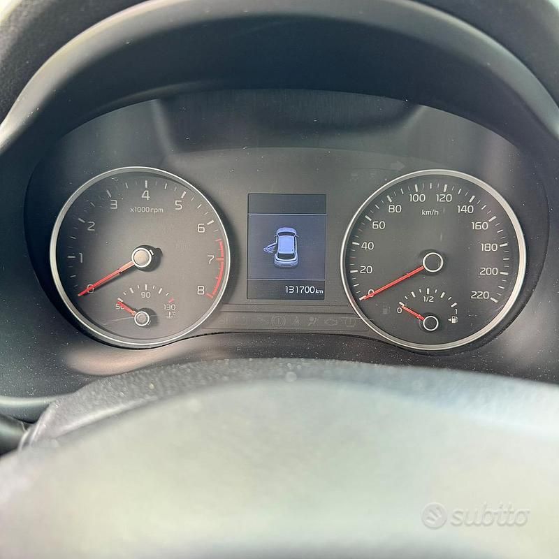 Usata Kia Stonic 120 CV (88 kW) 2017 SUV