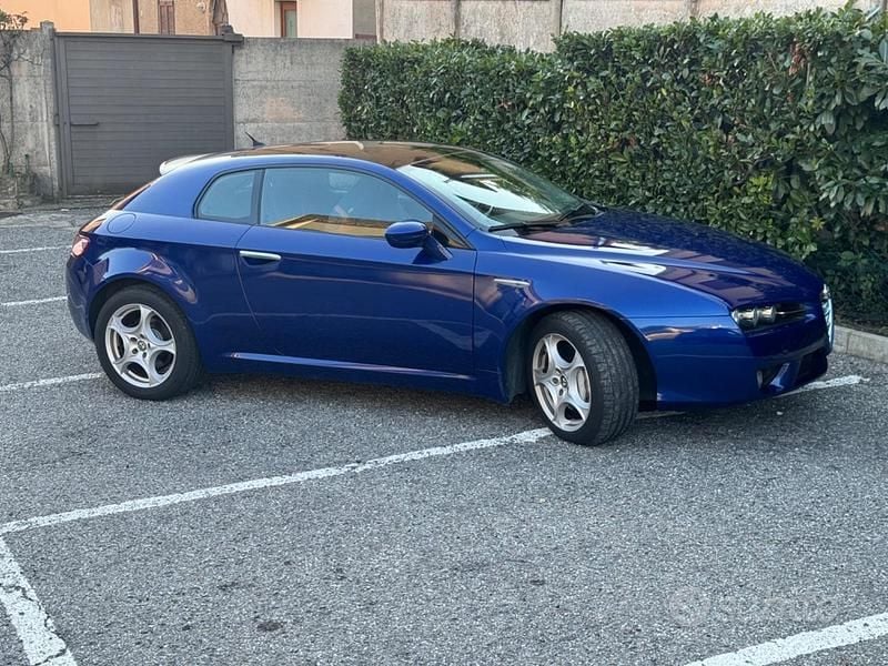 Usata Alfa Romeo Brera 260 CV (191 kW) 2008 Blu Coupé