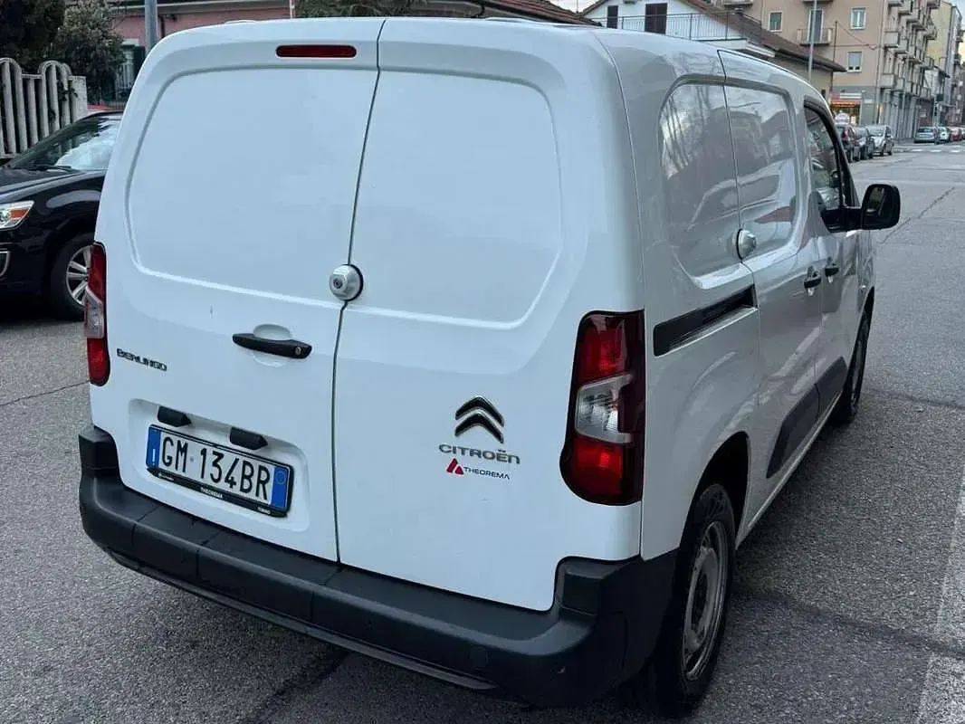 Usata Citroën e-Berlingo 110 CV (80 kW) 2022 Bianco Monovolume