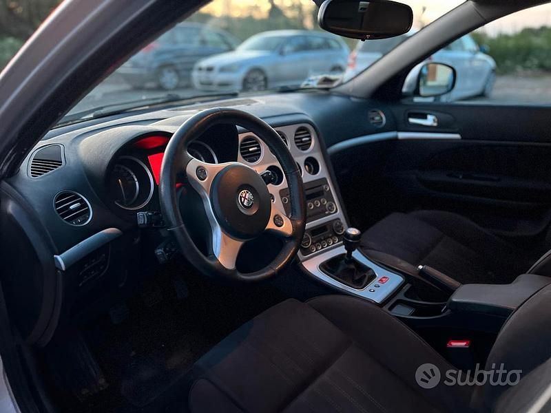 Occasion Alfa Romeo 159 150 ch (110 kW) 2007 Gris Berline