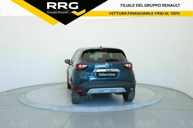 Usata Renault Captur Techno 160 CV (117 kW) 2020 Blu/azzurro SUV