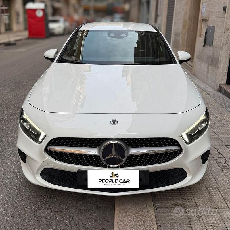 Usata Mercedes A180 Executive 116 CV (85 kW) 2020 Bianco Berlina