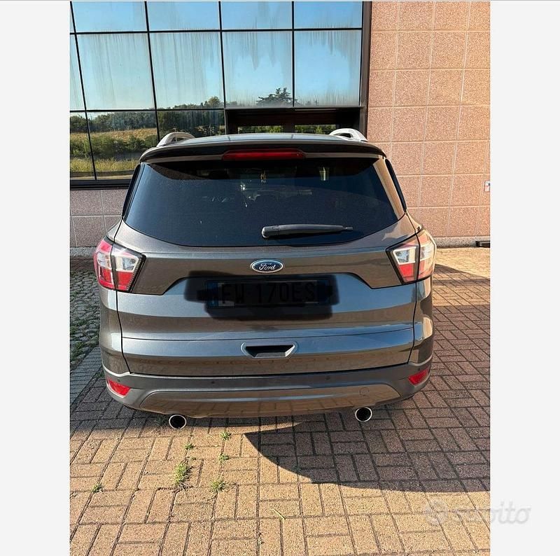 Usata Ford Kuga 120 CV (88 kW) 2019 SUV