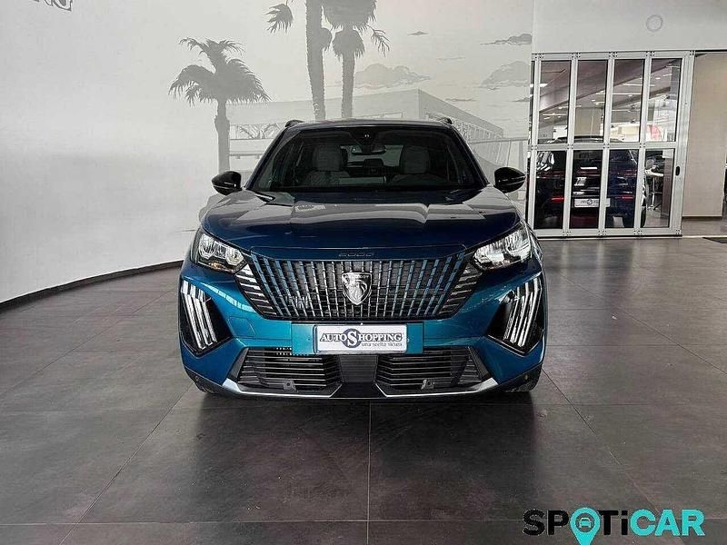 Usata Peugeot 2008 Allure 102 CV (75 kW) 2025 Blu/azzurro SUV