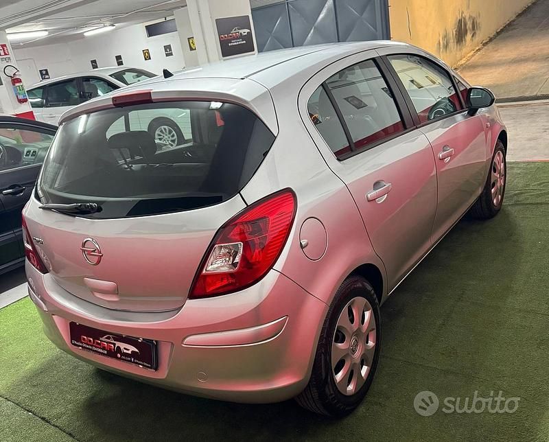 Usata Opel Corsa 86 CV (63 kW) 2014 Grigio Utilitaria