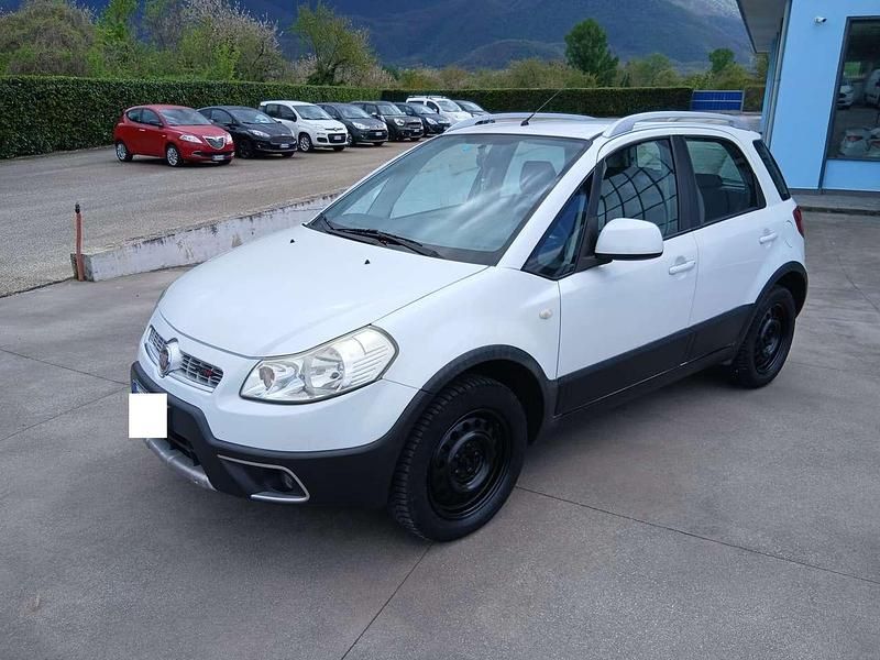 Usata Fiat Sedici Dynamic 135 CV (99 kW) 2010 Bianco SUV
