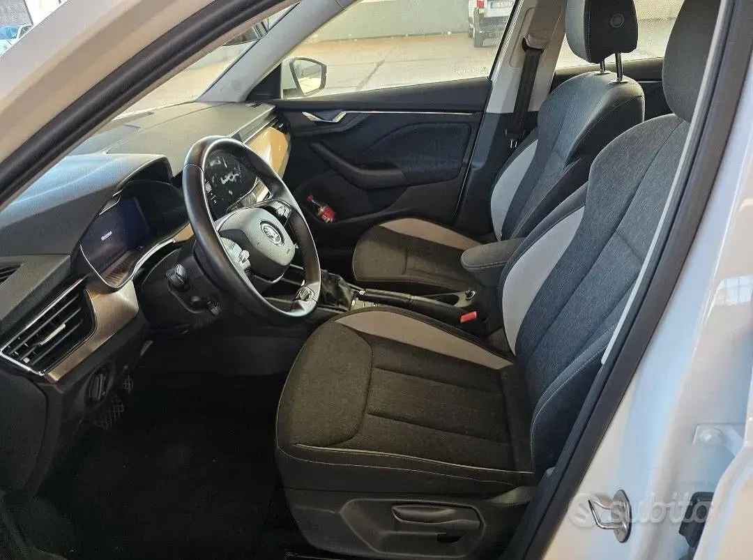 Usata Skoda Kamiq 150 CV (110 kW) 2023 Bianco SUV