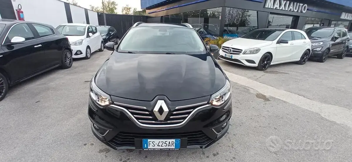 Usata Renault Mégane GrandTour 116 CV (85 kW) 2019 Nero Station wagon