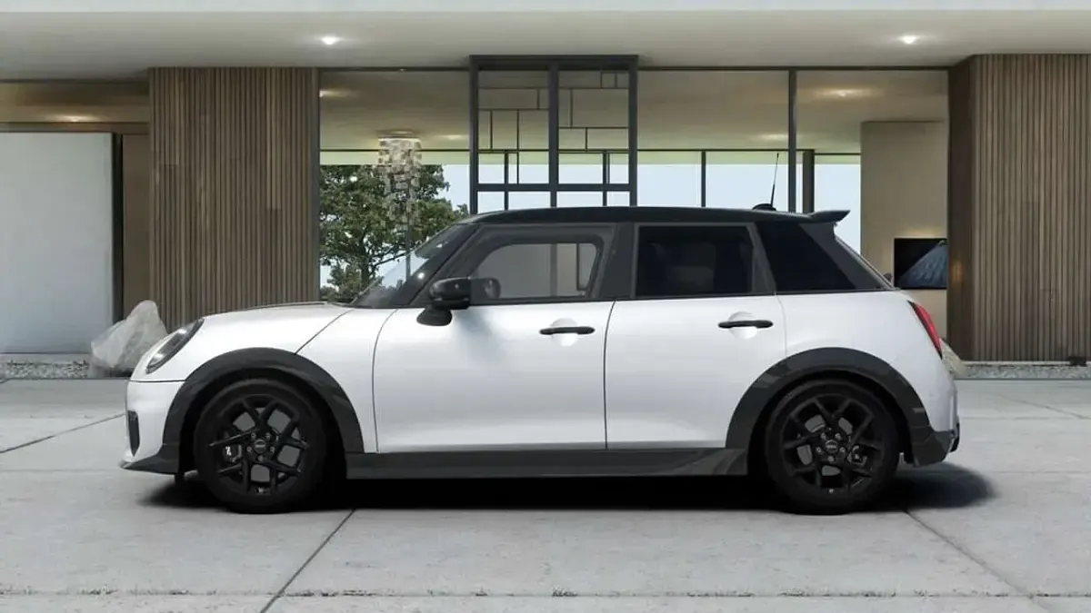 Usata Mini John Cooper Works 156 CV (114 kW) 2025 Nanuq white Utilitaria