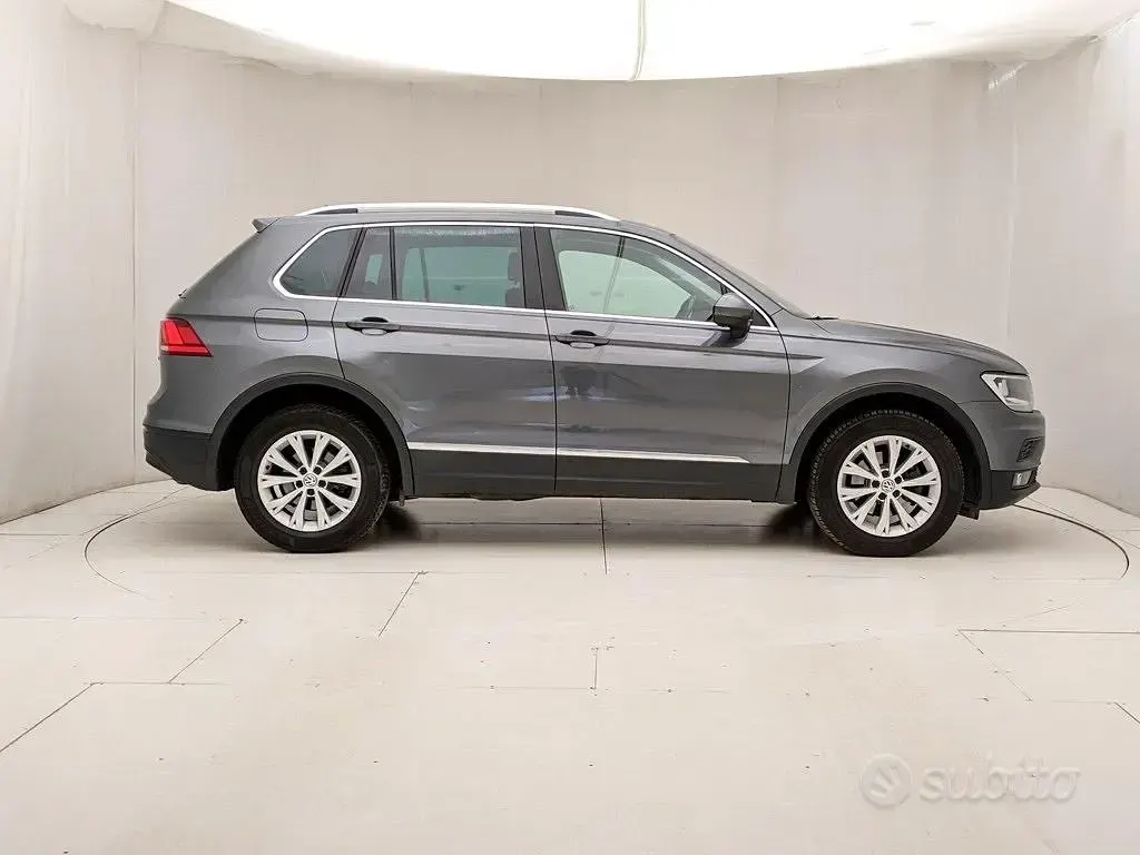 Usata VW Tiguan Business 150 CV (110 kW) 2020 Grigio SUV