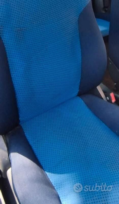 Usata Lancia Ypsilon 54 CV (39 kW) 2001 Grigio Utilitaria