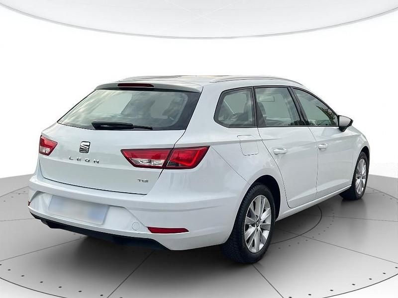 Usata Seat Leon ST Business 116 CV (85 kW) 2018 Bianco Station wagon