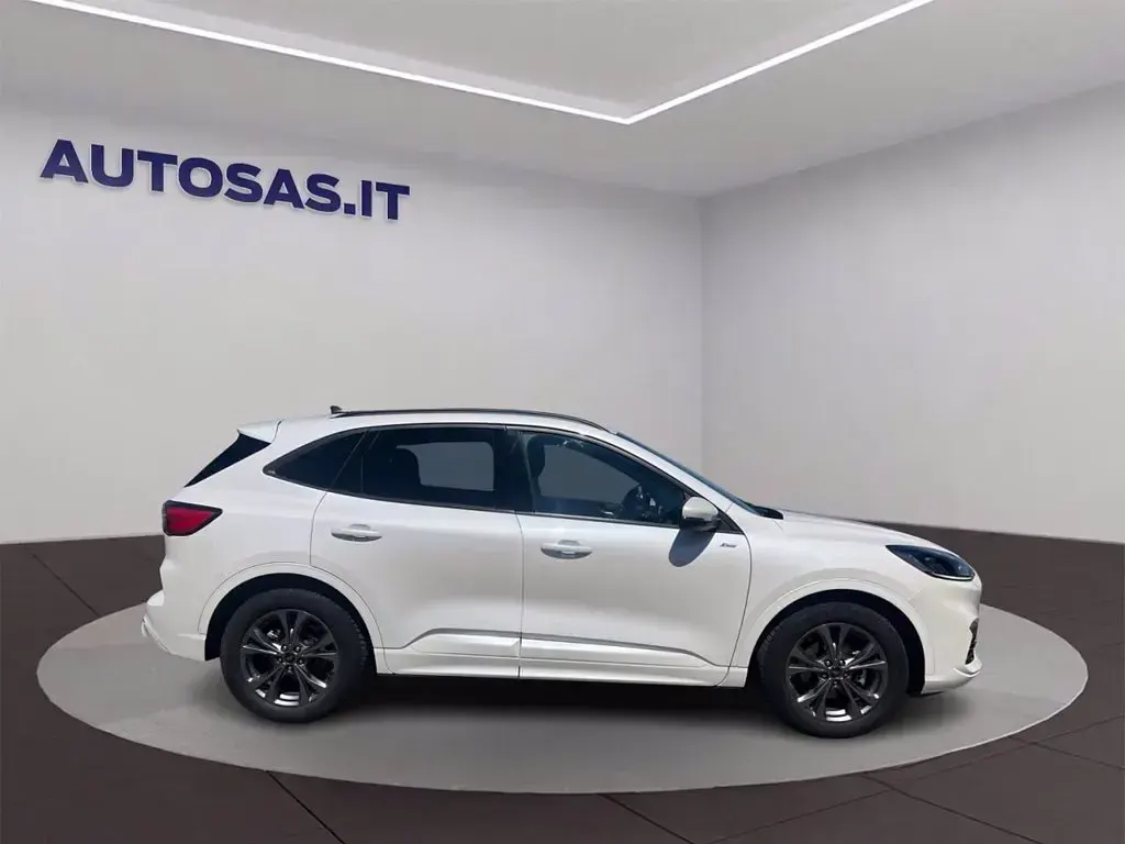 Usata Ford Kuga ST-Line 190 CV (139 kW) 2023 Bianco SUV