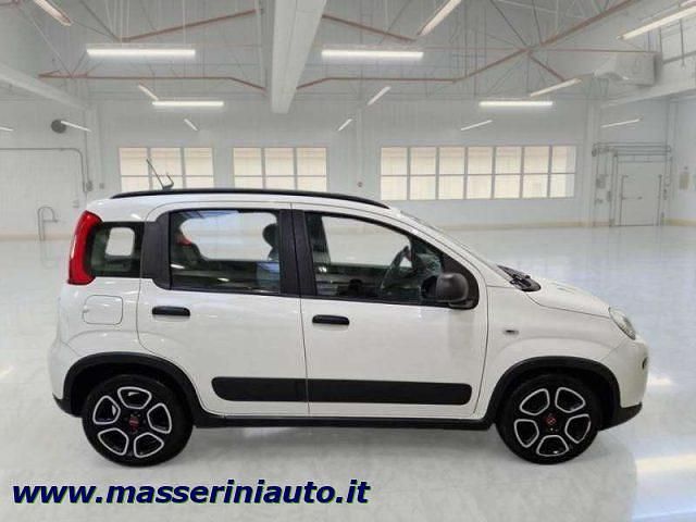 Usata Fiat Panda City Life 70 CV (51 kW) 2021 Bianco Utilitaria