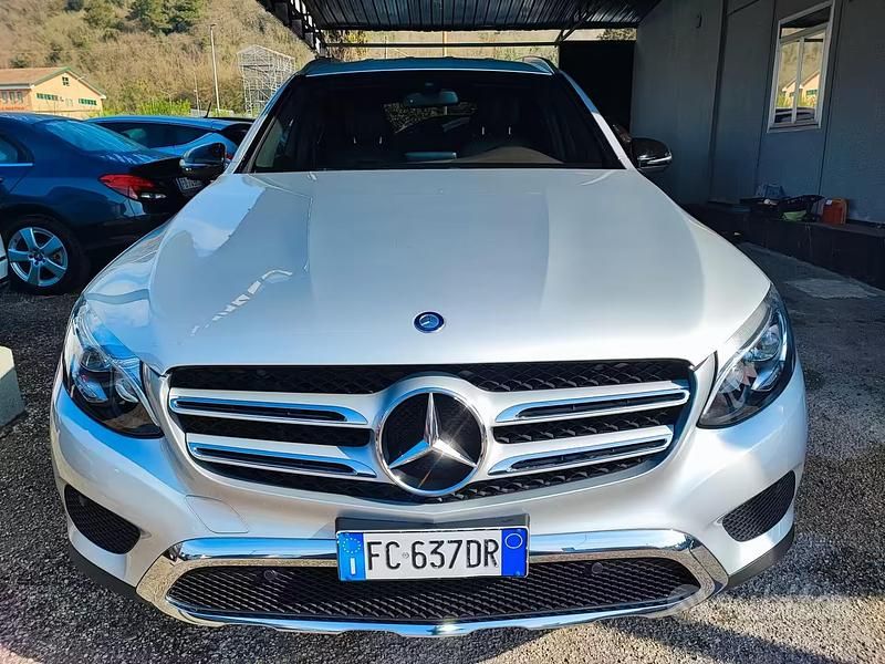 Usata Mercedes GLC220 Premium 170 CV (125 kW) 2016 Grigio SUV