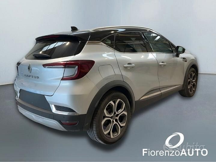 Usata Renault Captur Intens 100 CV (73 kW) 2020 Grigio SUV