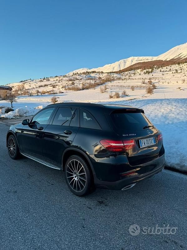 Gebraucht Mercedes GLC250 Premium 204 PS (150 kW) 2019 Schwarz SUV