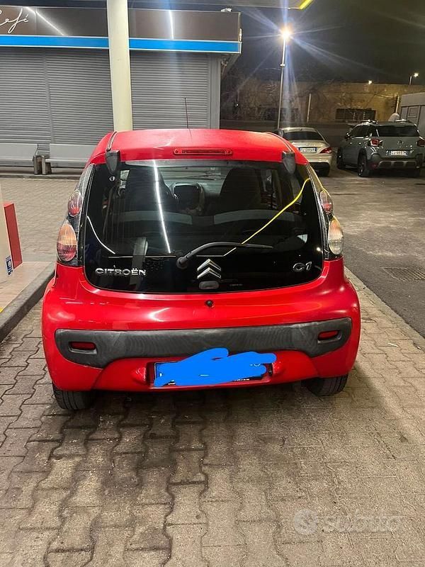Usata Citroën C1 Attraction 68 CV (50 kW) 2012 Rosso Utilitaria