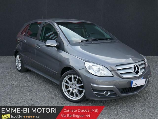 Usata Mercedes B180 Executive 109 CV (80 kW) 2010 Grigio scuro Monovolume