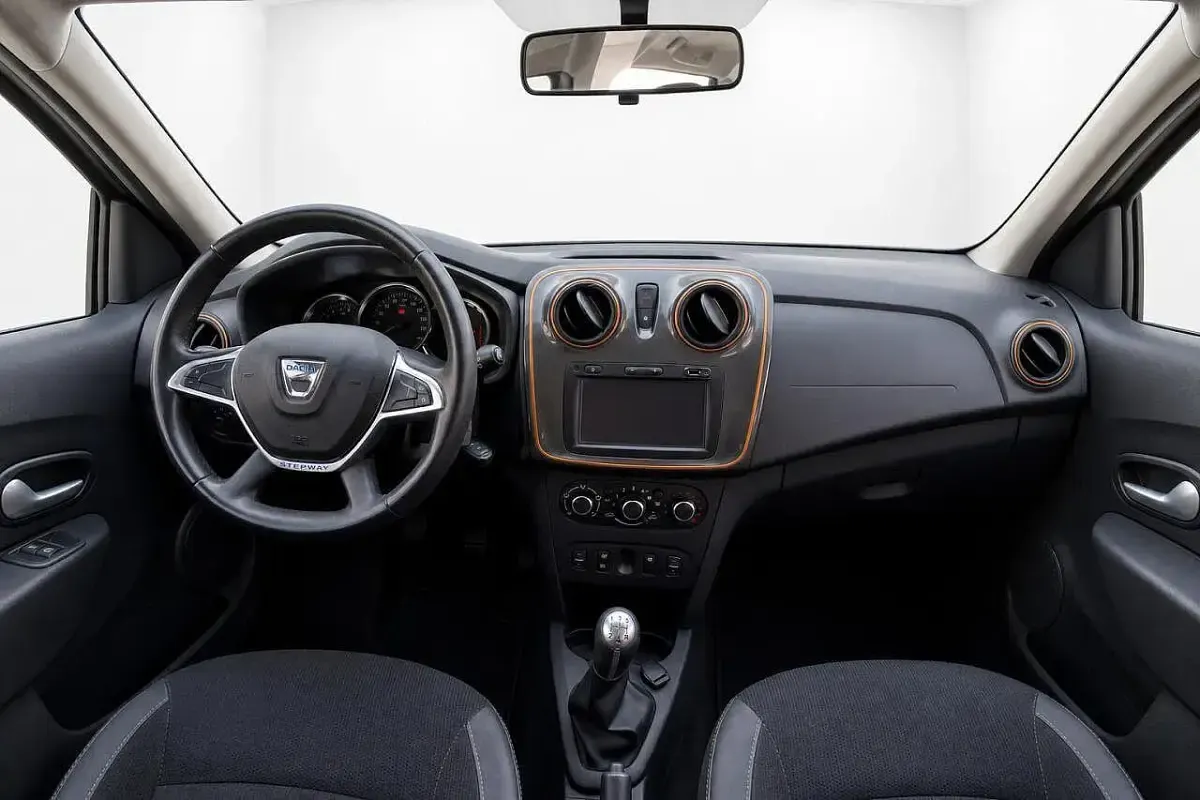 Usata Dacia Logan 90 CV (66 kW) 2018 Grigio Berlina
