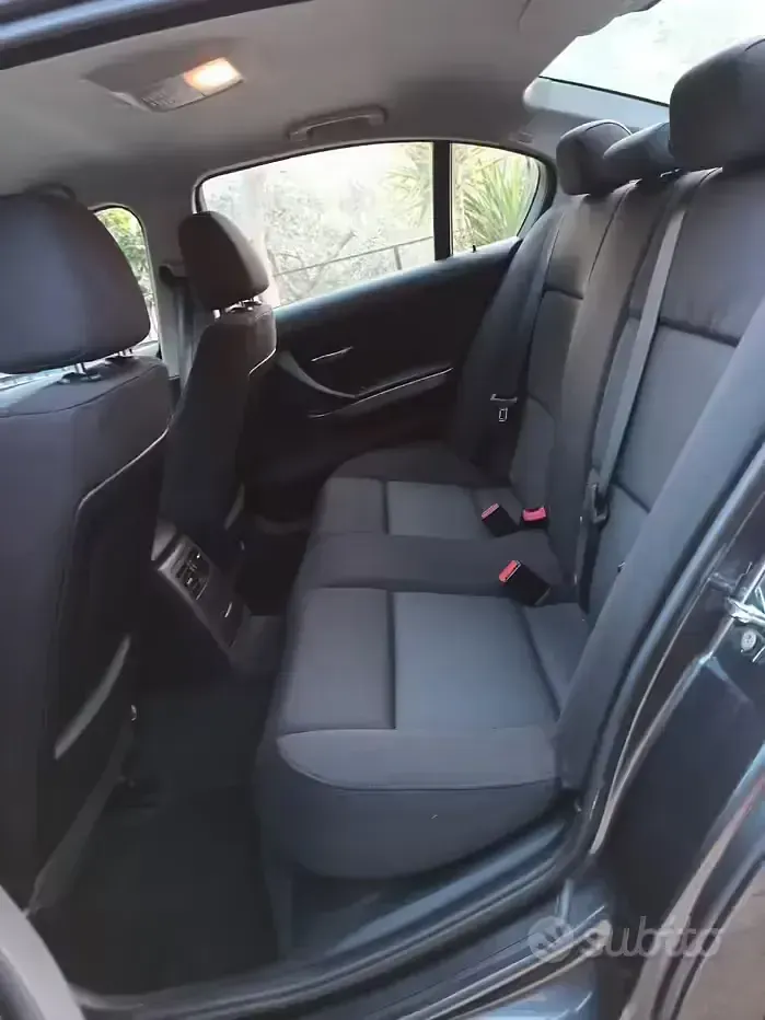 Usata BMW 320 150 CV (110 kW) 2009 Grigio Berlina