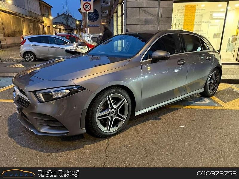 Usata Mercedes A180 AMG Line Premium 116 CV (85 kW) 2020 Grigio Berlina