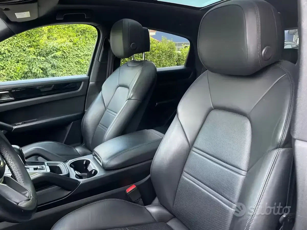 Usata Porsche Cayenne 340 CV (250 kW) 2019 Nero SUV