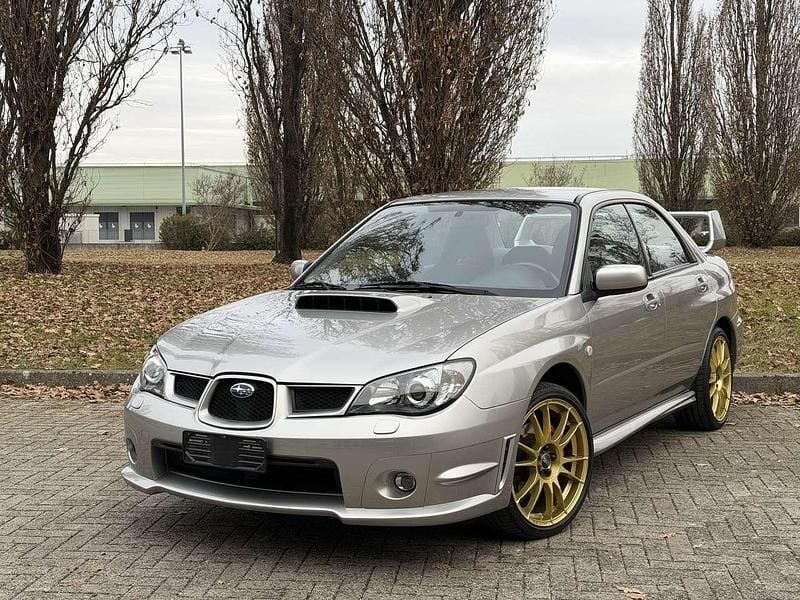 Usata Subaru Impreza 230 CV (169 kW) 2005 Grigio Berlina