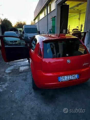Usata Fiat Punto 2009 Rosso Utilitaria