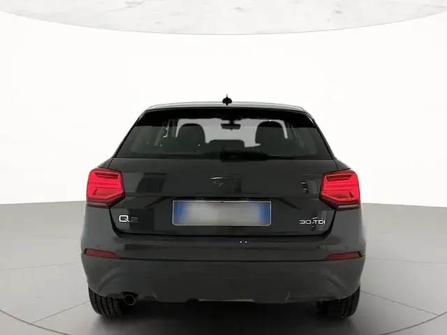 Usata Audi Q2 Comfort 116 CV (85 kW) 2019 Grigio SUV