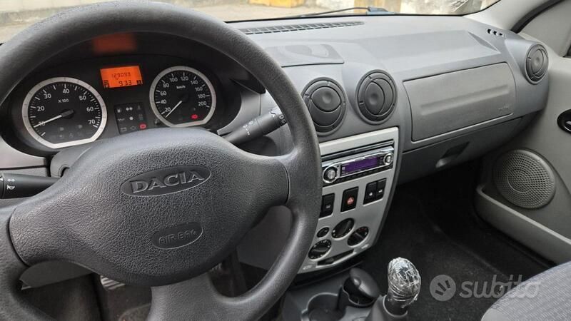 Usata Dacia Logan 75 CV (55 kW) 2008 Berlina