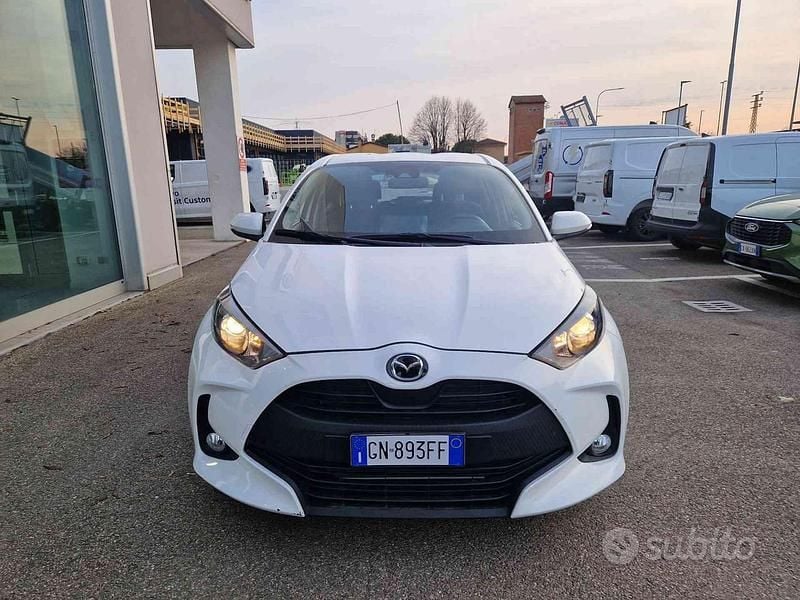 Usata Mazda 2 116 CV (85 kW) 2023 Bianco Utilitaria